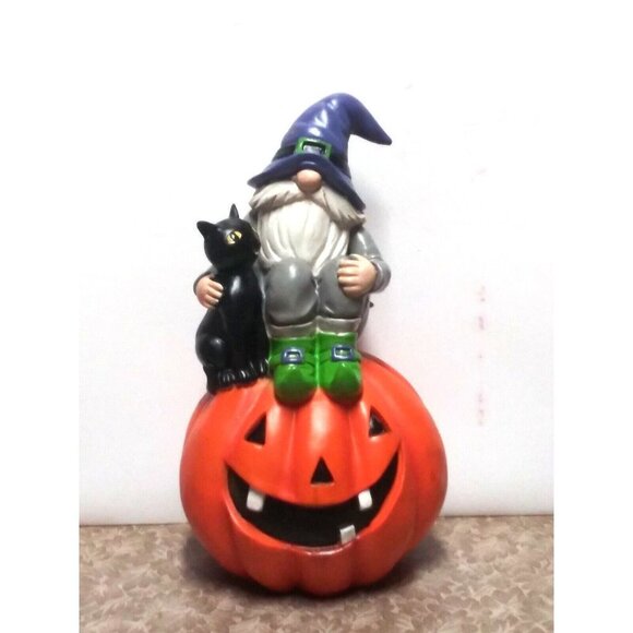 NWT Jack O Lantern Gnome with black cat Halloween resin figurine NEW 12.5" tall - Picture 1 of 9